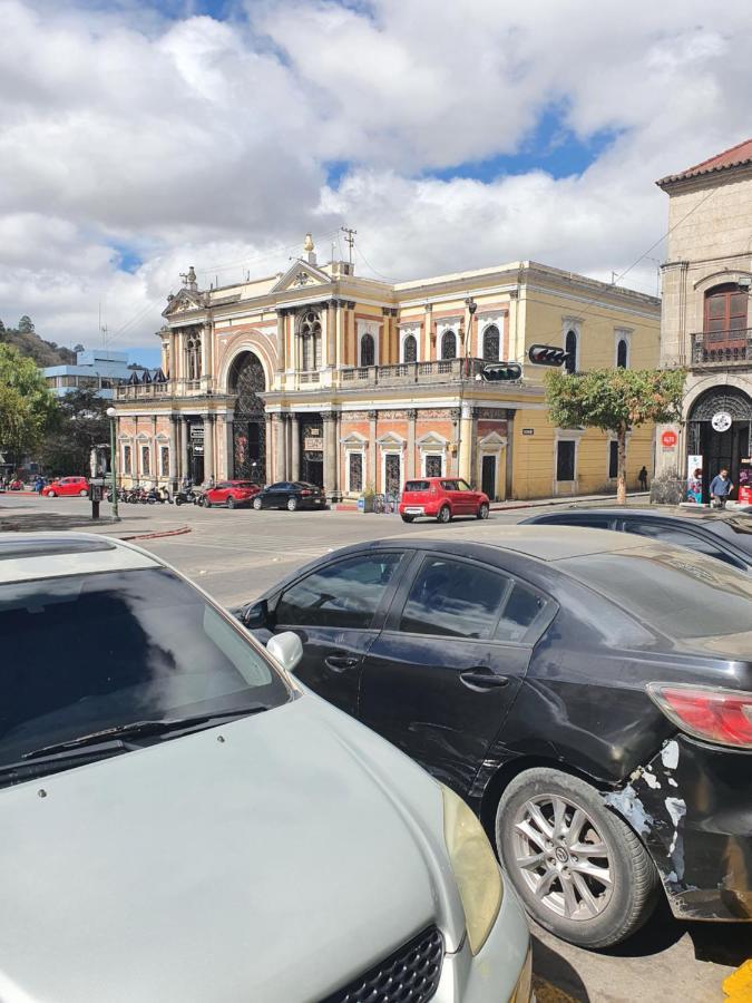 Hotel Kasa Kamelot Central Quetzaltenango Exterior foto